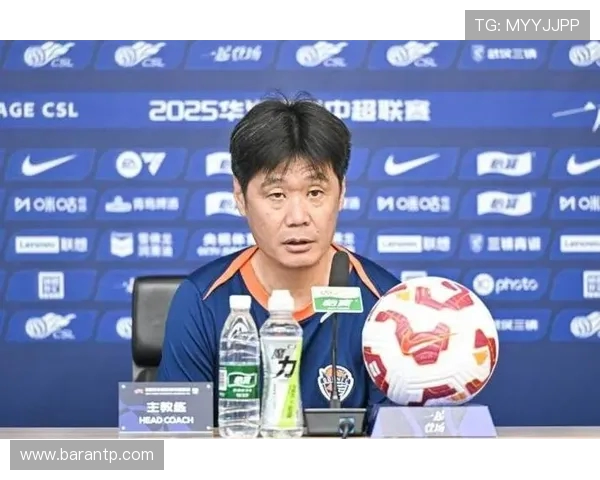 李霄鹏:河南队实力强大希望球员全力以赴为球迷带来精彩表现 李霄鹏:河南队实力强大希望球员全力以赴为球迷带来精彩表现